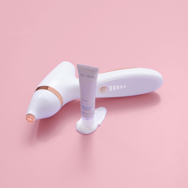 Nu Skin LumiSpa iO Rose Gold Accent & IdealEyes